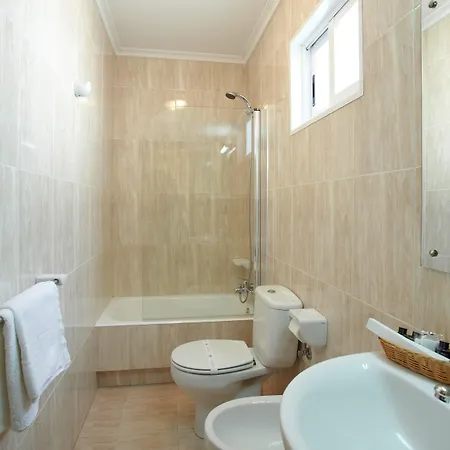 Panton Hotel 2*