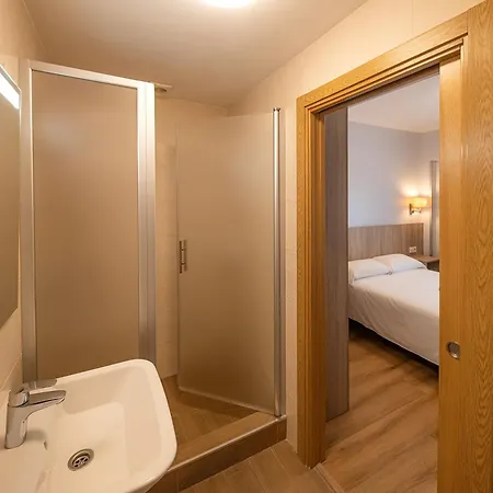 Pantón Hotel 2*