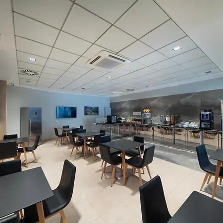 Hotel Panton 2*